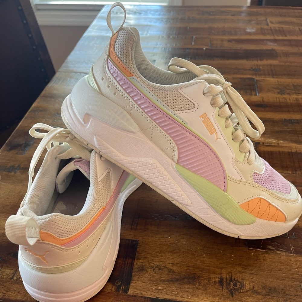 Puma women’s shoe